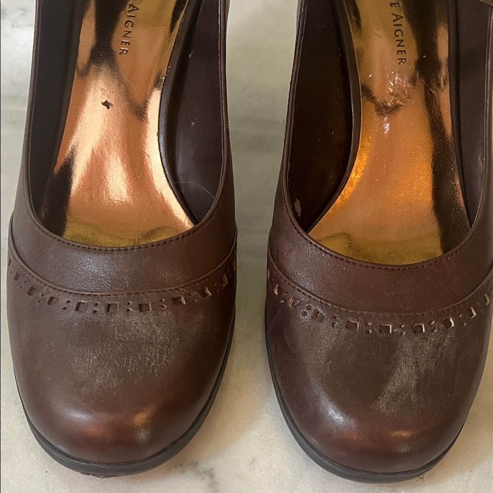 Classy Brown Mary Jane Heels - Picture 6 of 12